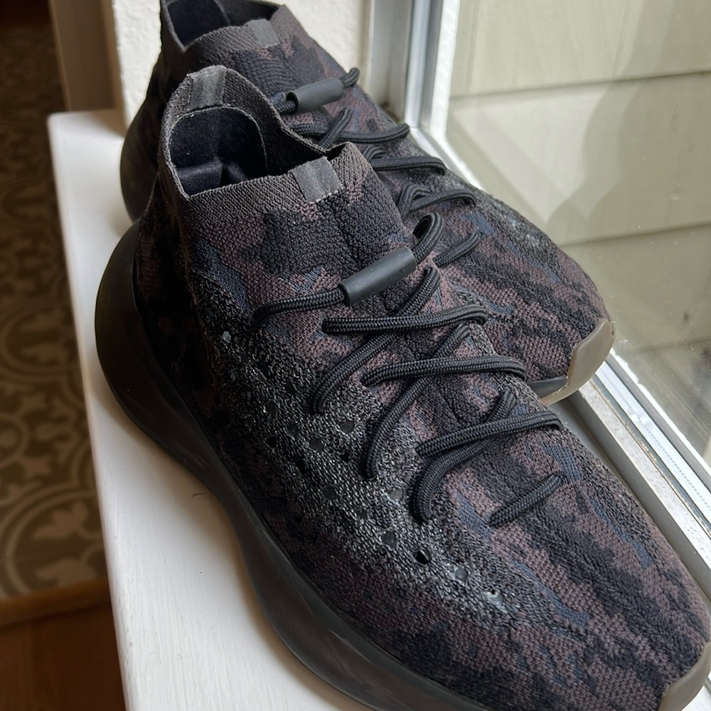 Yeezy Shoes